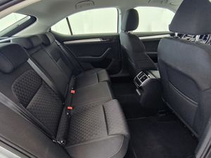 Skoda Superb 20 Tdi 150cv Dsg Ambition  - Foto 6