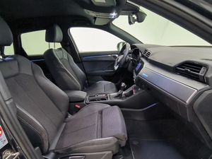 Audi Q3 35 Tfsi 150cv Stronic Black Line  - Foto 9