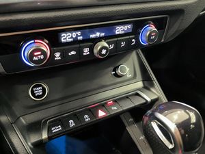 Audi Q3 35 Tfsi 150cv Stronic Black Line  - Foto 13