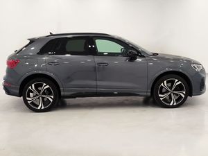 Audi Q3 45 tfsie 245 cv stronic black line  - Foto 3