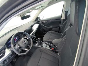 Skoda Kamiq 1.0 Tsi 110 Cv Ambition  - Foto 11