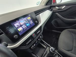 Skoda Kamiq 10 Tsi 110cv Ambition  - Foto 14