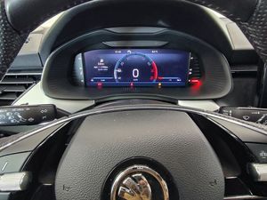 Skoda Kamiq 10 Tsi 110cv Ambition  - Foto 13