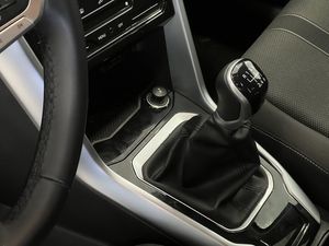 Volkswagen T-roc 1.0 Tsi 110cv Life  - Foto 10