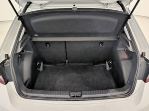 Skoda Fabia 1.0 Tsi 95 Cv Selection  - Foto 7