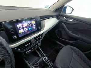 Skoda Kamiq 10 Tsi 110cv Ambition  - Foto 20