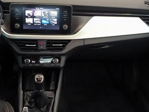 Skoda Kamiq 10 Tsi 110cv Ambition  - Foto 9