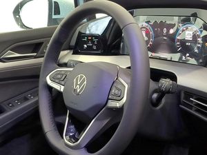 Volkswagen Golf Match 1.5 Tsi Ehybrid Dsg 204 Cv  - Foto 17