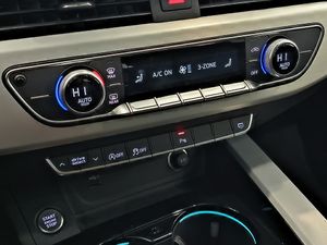 Audi A4 avant 35 tdi 163cv stronic black line limited  - Foto 14