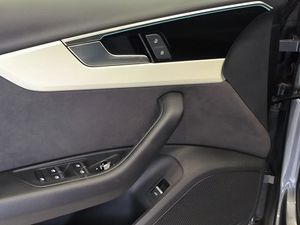 Audi A4 avant 35 tdi 163cv stronic black line limited  - Foto 13