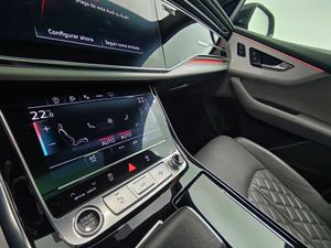 Audi Q8 50 tdi 286 cv quattro tiptronic black line plus  - Foto 17