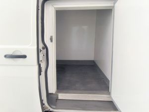 Volkswagen Transporter Furgon Techo Alto Isotermo  - Foto 6
