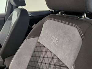 Volkswagen Taigo 1.0 tsi 116 cv dsg r-line  - Foto 10