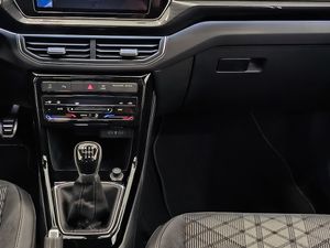 Volkswagen T-cross 1.0 Tsi 116 Cv R-line  - Foto 16