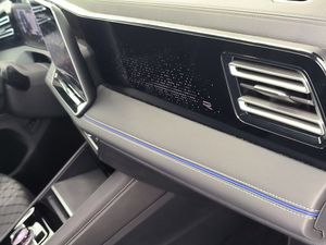 Volkswagen Tiguan 2.0 tdi 150 cv dsg rline  - Foto 20