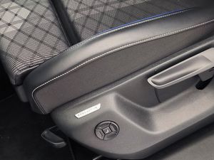 Volkswagen Tiguan 2.0 tdi 150 cv dsg rline  - Foto 15