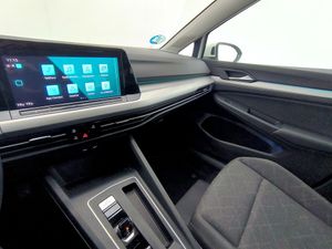 Volkswagen Golf 1.0 etsi 110 cv dsg life  - Foto 19