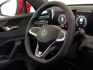 Volkswagen Tiguan R-line 1.5 Tsi Ehybrid 150 Cv / 85 K  - Foto 18