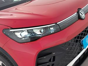 Volkswagen Tiguan R-line 1.5 Tsi Ehybrid 150 Cv / 85 K  - Foto 17