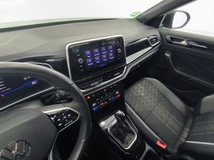 Volkswagen T-roc 20 Tdi 150 Cv Dsg R-line  - Foto 16