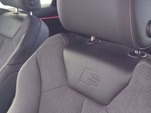 Audi Q3 sb 35 tdi 150cv stronic black limited  - Foto 13