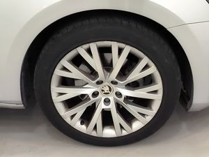 Skoda Superb suberb 2.0 tdi 150 cv dsg style  - Foto 8