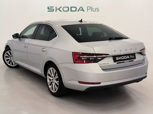 Skoda Superb suberb 2.0 tdi 150 cv dsg style  - Foto 2