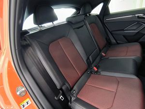 Audi Q3 sb 35 tfsi 150cv black line  - Foto 8