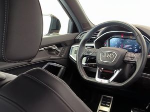 Audi Q3 sb 35 tfsi 150cv black line  - Foto 14