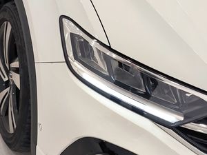 Volkswagen T-Roc 20 tdi 150cv dsg r-line  - Foto 19