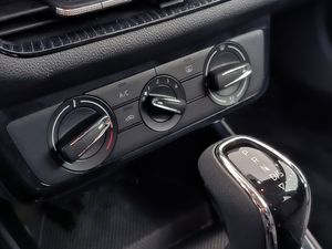 Skoda Fabia 1.0 Tsi 85kw (115cv) Dsg Selection  - Foto 12