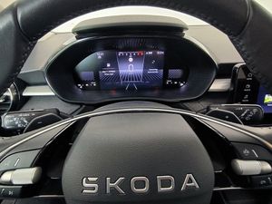 Skoda Fabia 1.0 Tsi 85kw (115cv) Dsg Selection  - Foto 17