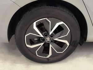 Skoda Scala 10 tsi 115cv selection  - Foto 8