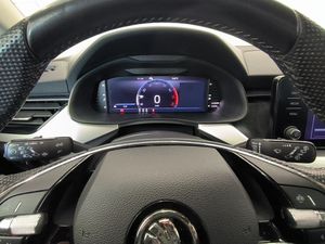 Skoda Scala 1.0 Tsi 110 Cv Emotion  - Foto 13