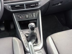 Volkswagen Polo 1.0 Tsi 95 Cv Life  - Foto 10