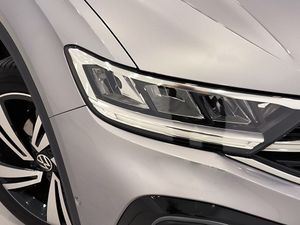 Volkswagen T-roc 1.5 Tsi 150 Cv R-line  - Foto 9