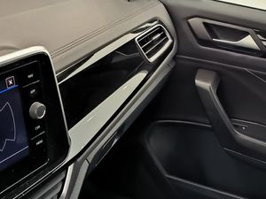 Volkswagen T-roc 1.5 Tsi 150 Cv R-line  - Foto 15