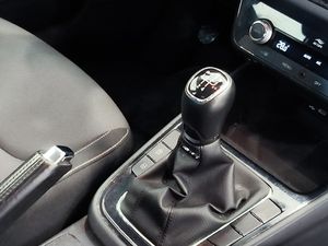 Skoda Fabia 1.0 Tsi 95 Cv Ambition  - Foto 16