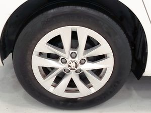 Skoda Fabia 1.0 Tsi 95 Cv Ambition  - Foto 9