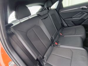Audi Q3 Sb 40 Tdi 200cv Quattro Stronic Black Line  - Foto 8