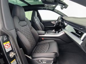 Audi Q8 Suv Black Line Tfsi E Quattro 290 Kw Tipt  - Foto 9