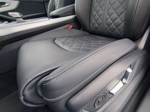 Audi Q8 Suv Black Line Tfsi E Quattro 290 Kw Tipt  - Foto 14