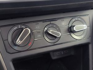 Volkswagen Polo 1.0 Tsi 95 Cv Advance  - Foto 14