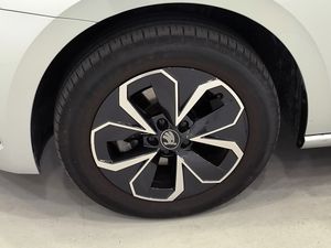 Skoda Scala   - Foto 8