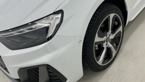 Audi A1 Sportback Adrenalin 25 Tfsi 70kw (95cv)  - Foto 6