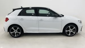 Audi A1 Sportback Adrenalin 25 Tfsi 70kw (95cv)  - Foto 3