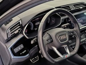 Audi Q3 Sb 40 Tdi 200 Cv Quattro Stronic Black Line  - Foto 13