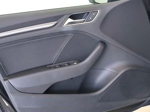 Audi A3 Sedan 35 Tfsi 150 Cv Design  - Foto 14