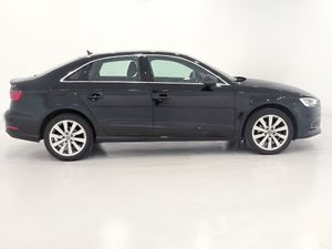 Audi A3 Sedan 35 Tfsi 150 Cv Design  - Foto 3