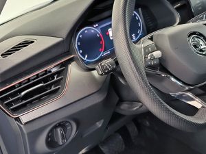 Skoda Kamiq 1.5 Tsi 150 Cv Dsg Ambition  - Foto 14